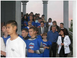 На рассвете в Елабуге состоялось молодежное шествие ВОО «Молодой Гвардии Единой России». 